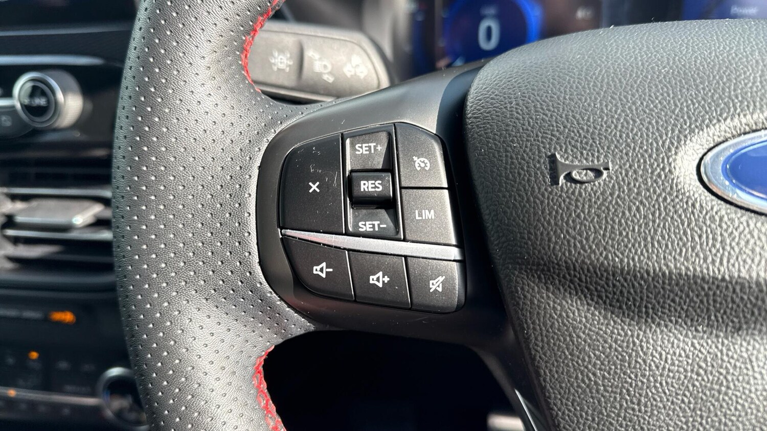 Used Ford Kuga 2023 for sale - 77877678: Photo 30