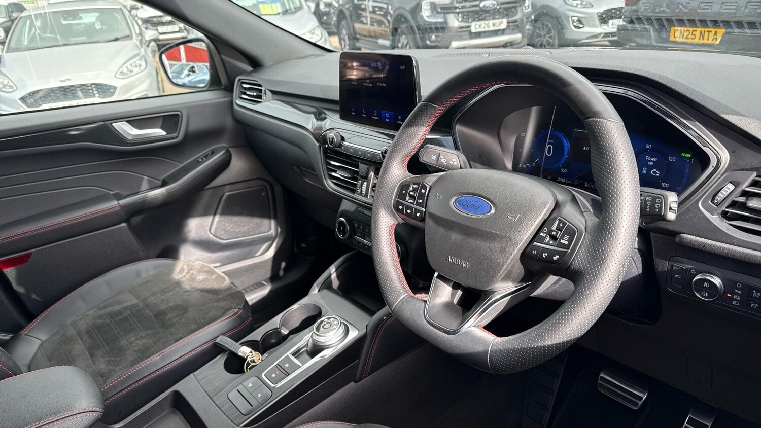 Used Ford Kuga 2023 for sale - 77877678: Photo 6