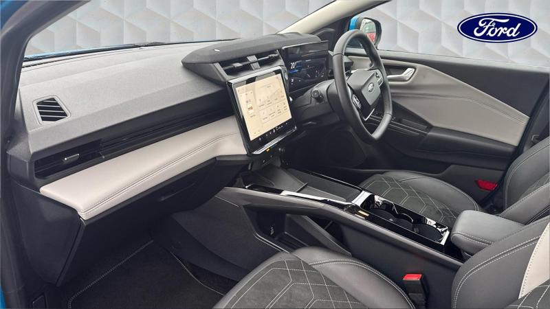 Used Ford Puma Gen-E 2025 for sale - 76826036: Photo 2