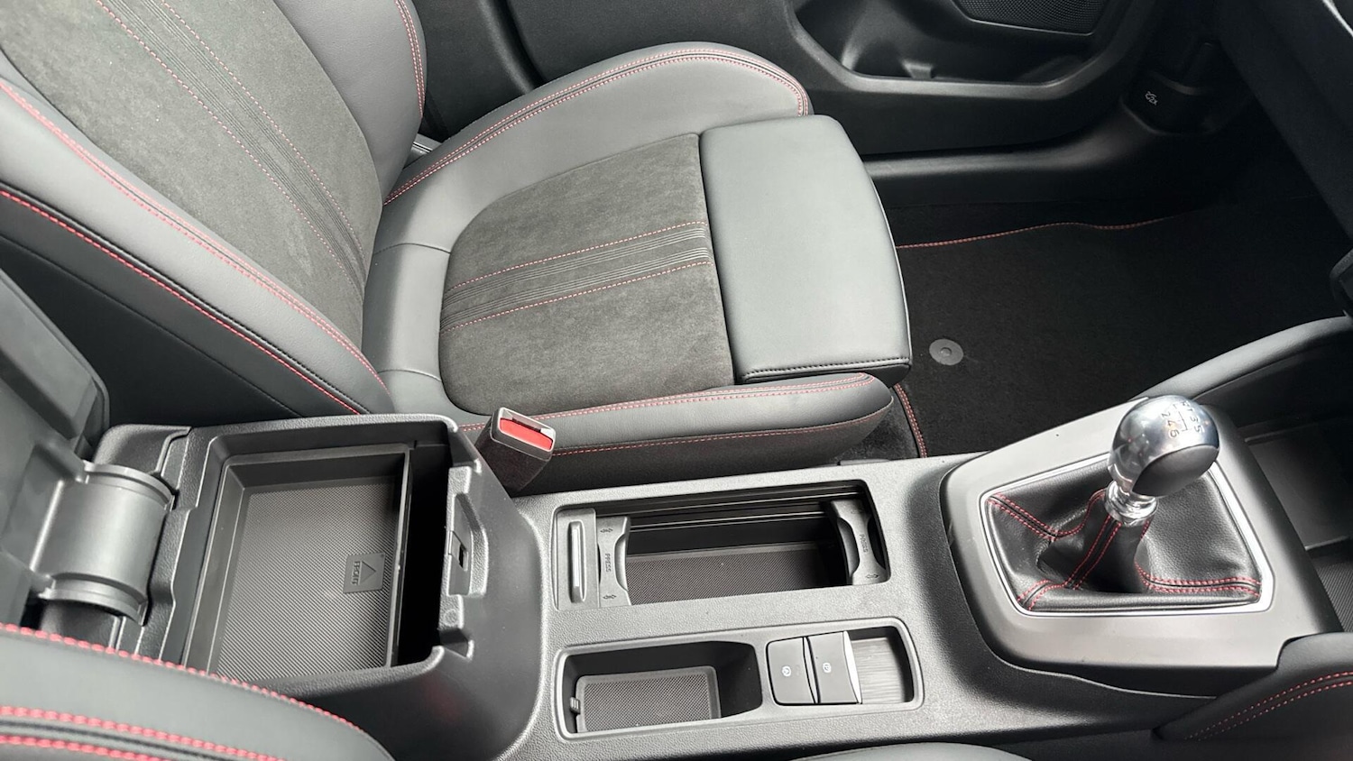 Used Ford Kuga for sale - 77603260: Photo 32