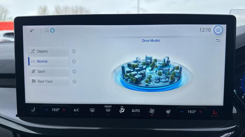 Used Ford Focus 2024 for sale - 76825905: Photo 11