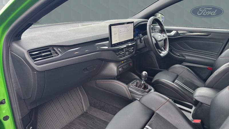 Used Ford Focus 2024 for sale - 76825905: Photo 2