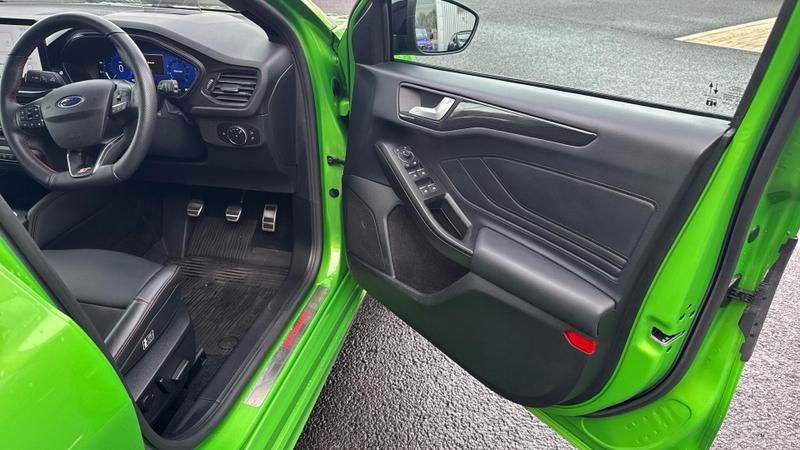 Used Ford Focus 2024 for sale - 76825905: Photo 32