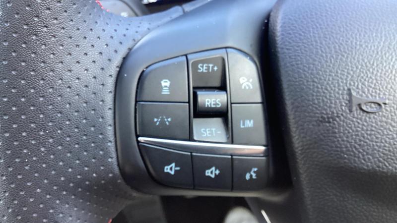 Used Ford Kuga 2025 for sale - 76162058: Photo 35