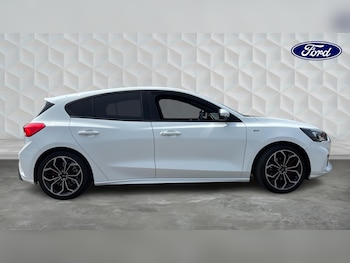 Used Ford Focus 2020 for sale - 79205915: Photo