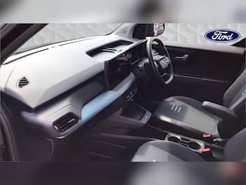 Used Ford Tourneo Courier 2026 for sale - 79652667: Photo