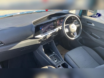 Used Ford Tourneo Connect 2025 for sale - 78026293: Photo