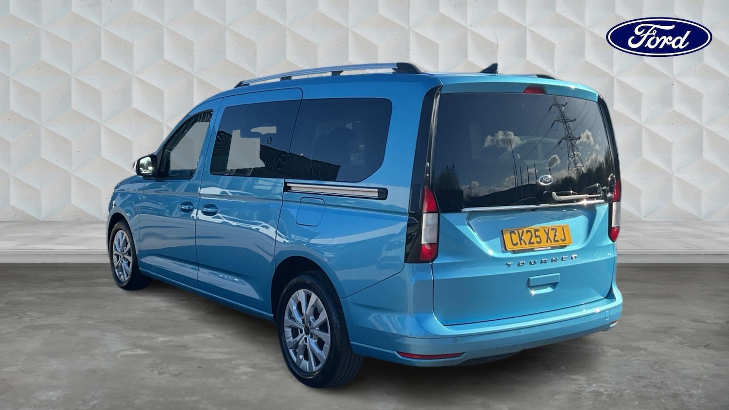 Used Ford Tourneo Connect 2025 for sale - 78026293: Photo 3