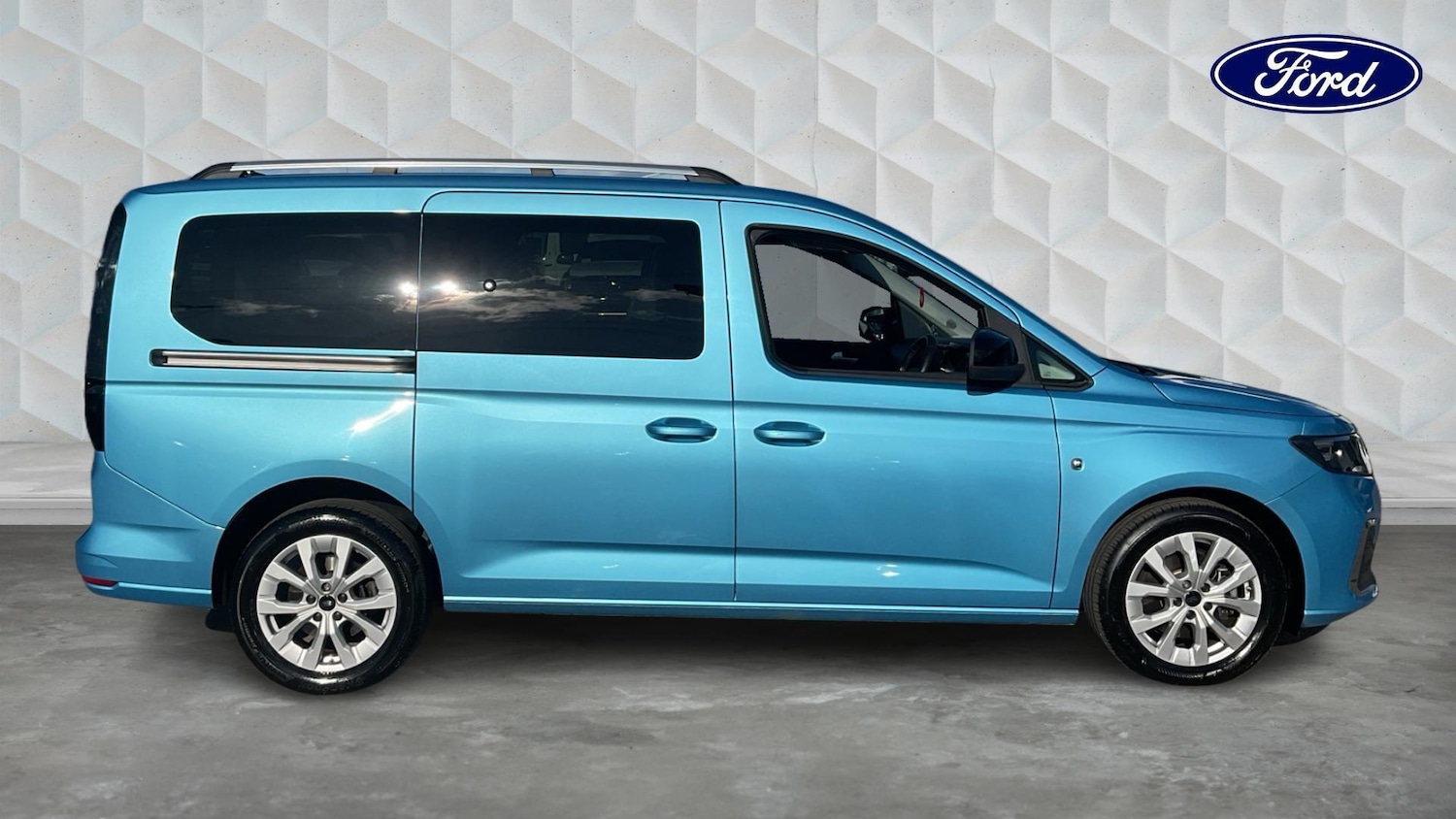Used Ford Tourneo Connect 2025 for sale - 78026293: Photo 4