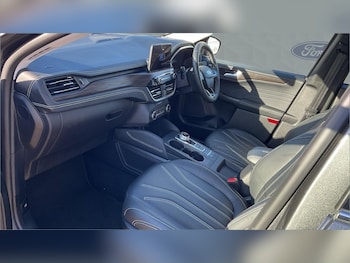 Used Ford Kuga 2023 for sale - 77505188: Photo