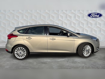 Used Ford Focus 2017 for sale - 77678934: Photo