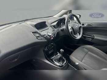 Used Ford Fiesta 2016 for sale - 76131371: Photo 2