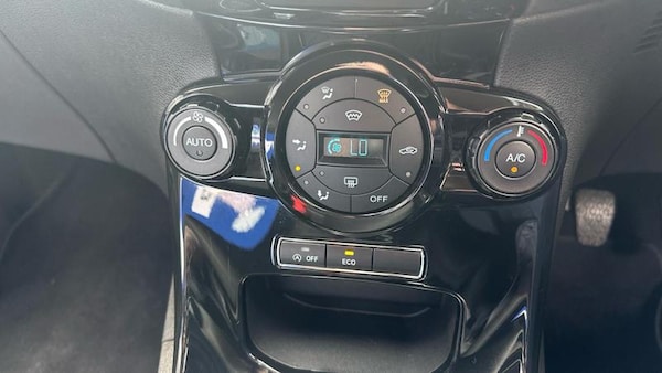 Used Ford Fiesta 2016 for sale - 76131371: Photo 31