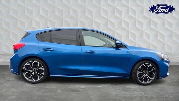 Used Ford Focus 2018 for sale - 76277170: Photo 4