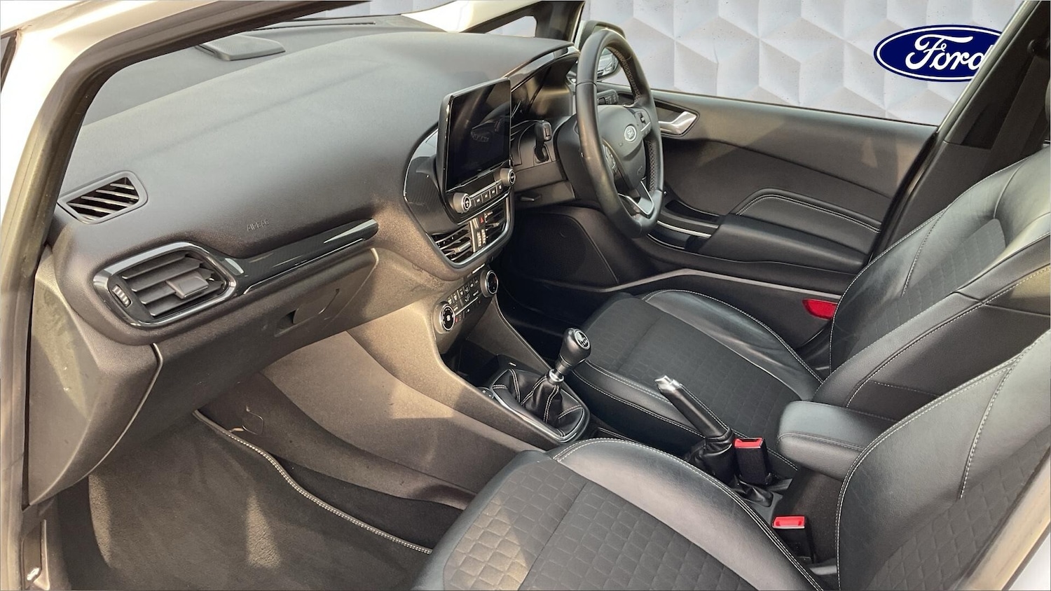 Used Ford Fiesta 2019 for sale - 77603111: Photo 2