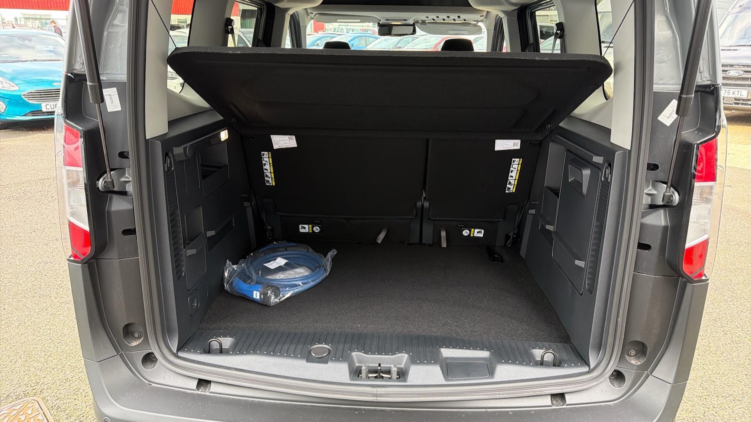 Used Ford E-Tourneo Custom for sale - 77872289: Photo 38