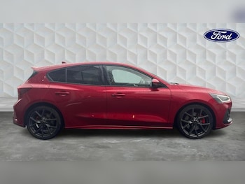Used Ford Focus 2022 for sale - 76234828: Photo