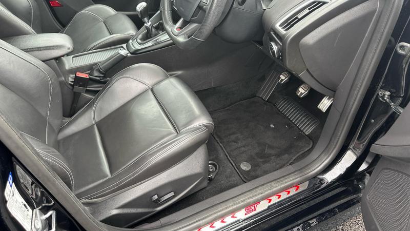 Used Ford Focus 2018 for sale - 76008532: Photo 10