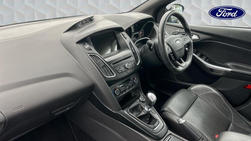 Used Ford Focus 2018 for sale - 76008532: Photo 2