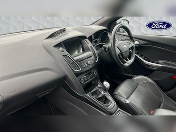 Used Ford Focus 2018 for sale - 76008532: Photo