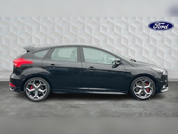 Used Ford Focus 2018 for sale - 76008532: Photo