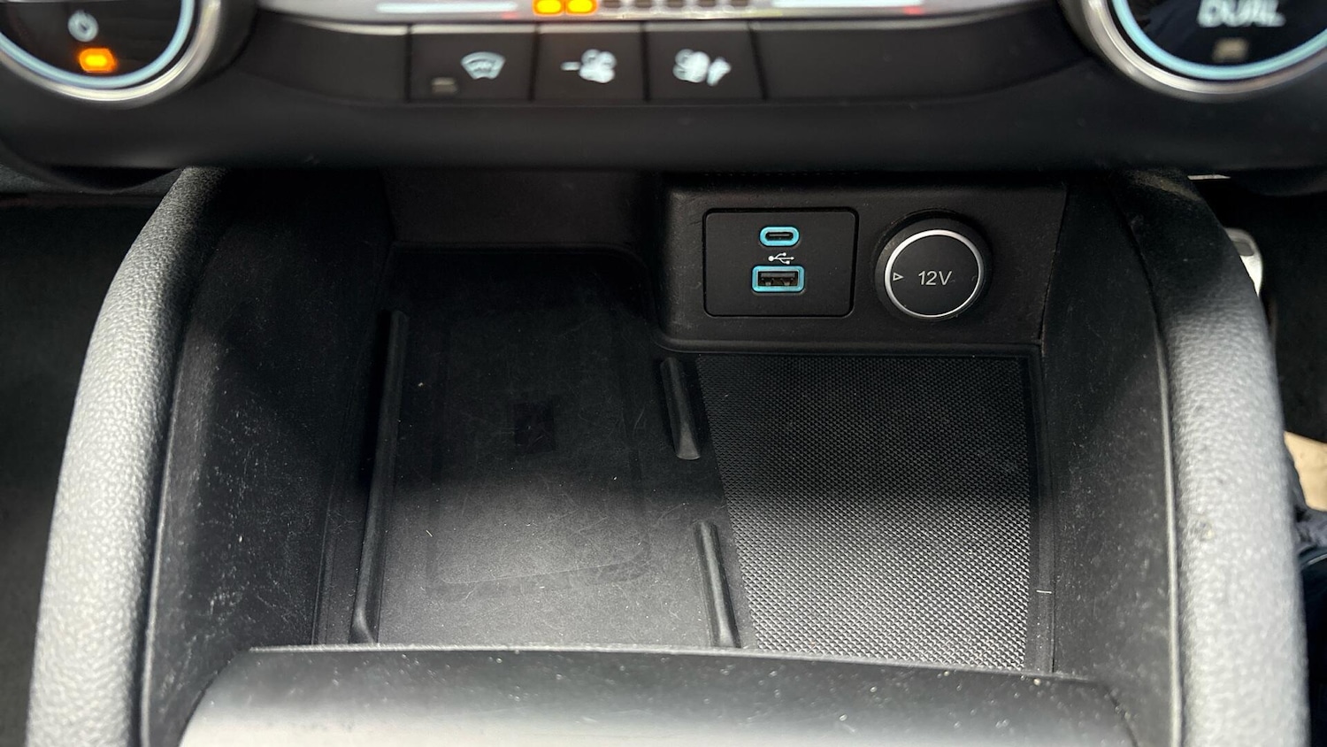 Used Ford Kuga 2020 for sale - 77746017: Photo 11