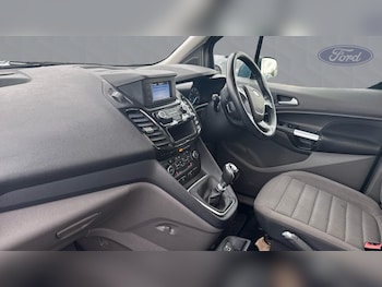 Used Ford Grand Tourneo Connect 2020 for sale - 77603202: Photo