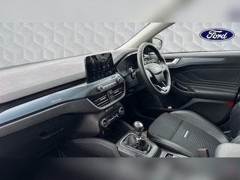 Used Ford Focus 2019 for sale - 78698777: Photo