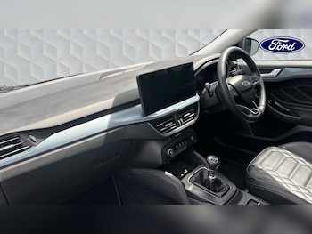 Used Ford Focus 2023 for sale - 78889355: Photo