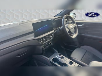 Used Ford Kuga 2025 for sale - 76131501: Photo 2