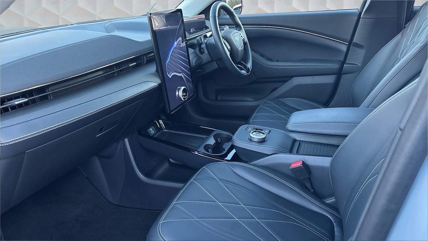 Used Ford Mustang Mach-E 2025 for sale - 77603219: Photo 2