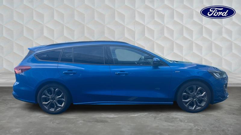 Used Ford Focus 2024 for sale - 76545309: Photo 4