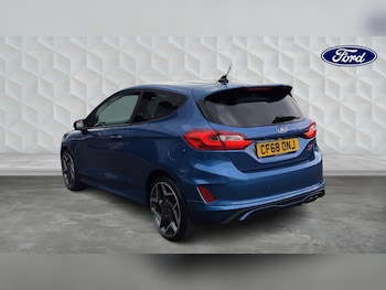 Used Ford Fiesta 2018 for sale - 78402981: Photo