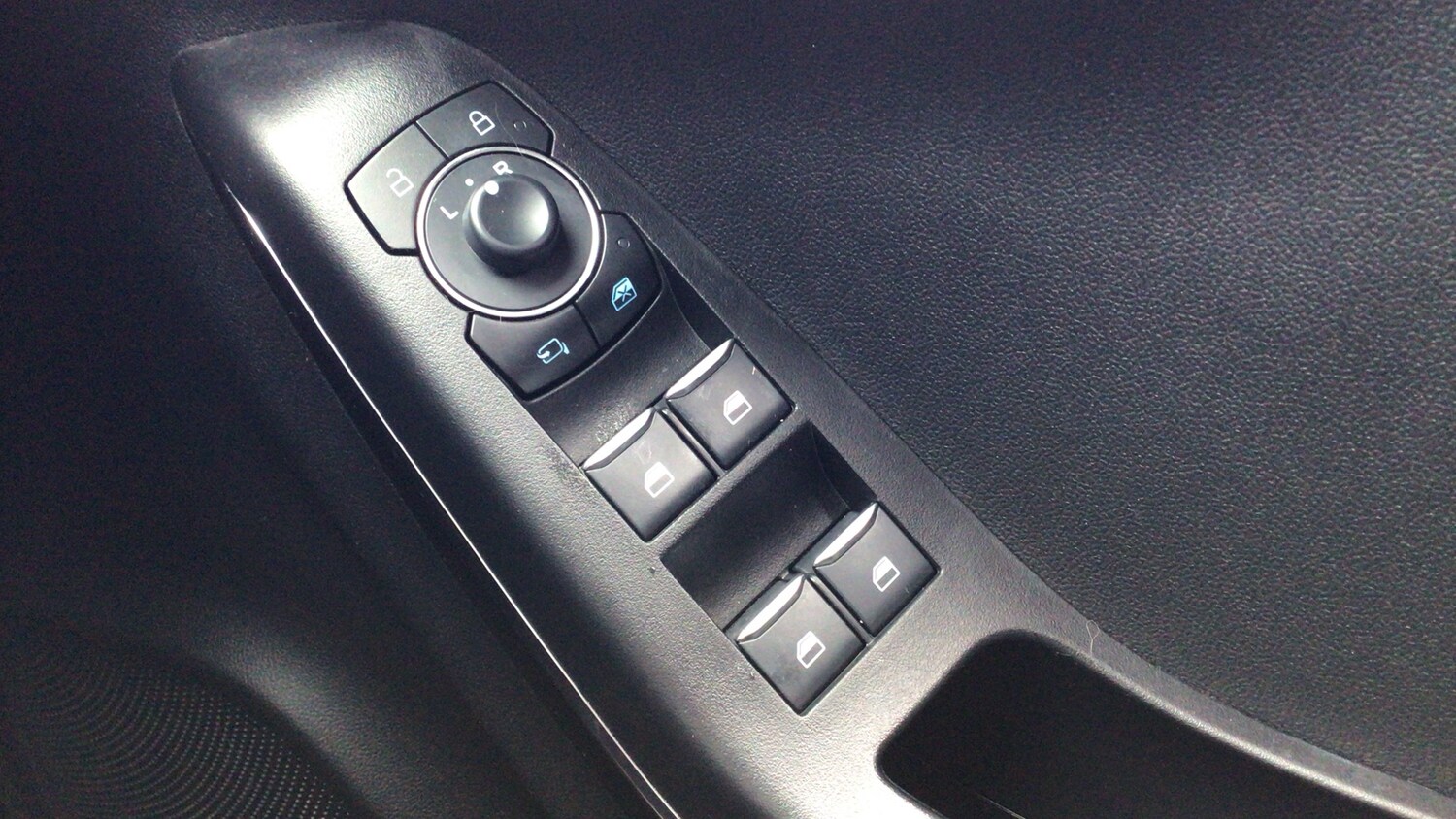 Used Ford Puma 2023 for sale - 77603037: Photo 18