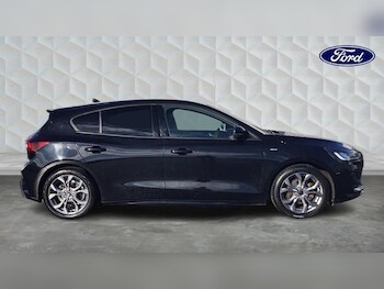 Used Ford Focus 2023 for sale - 77501390: Photo