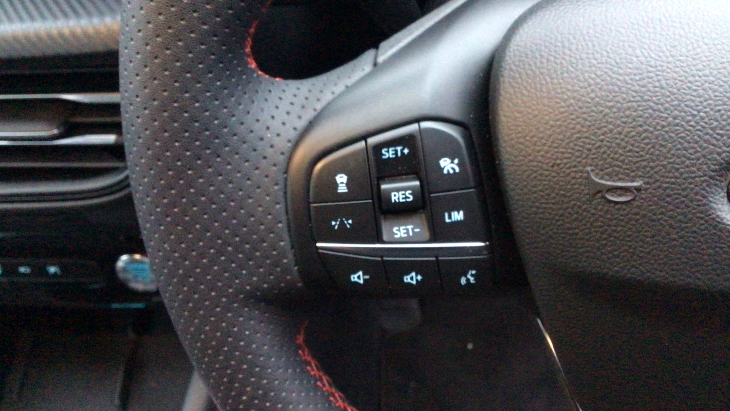 Used Ford Kuga 2025 for sale - 77603001: Photo 19