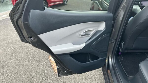 Used Ford Explorer 2025 for sale - 76131299: Photo 17