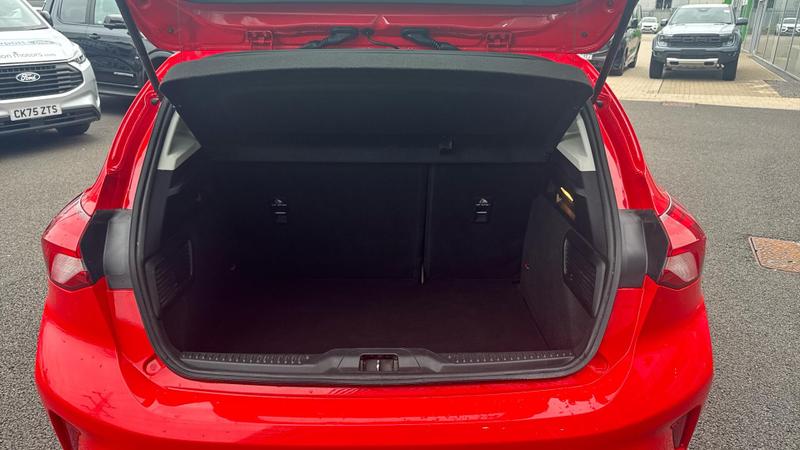 Used Ford Focus 2020 for sale - 76277231: Photo 13