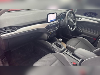 Used Ford Focus 2020 for sale - 76277231: Photo 2