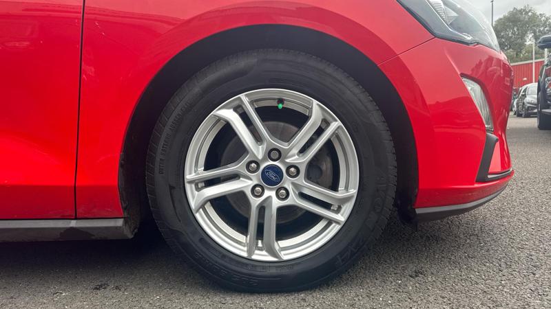 Used Ford Focus 2020 for sale - 76277231: Photo 5