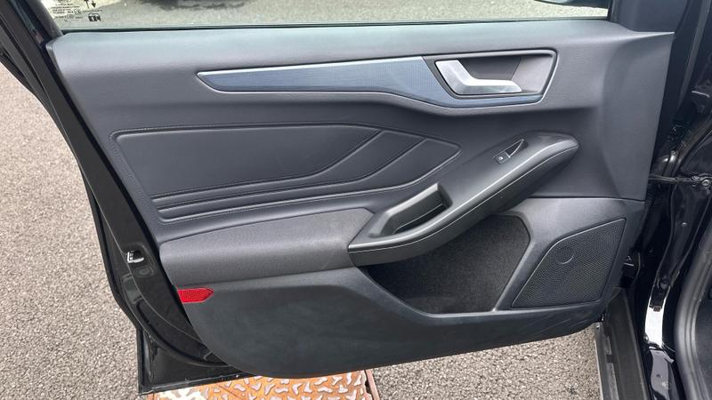 Used Ford Focus 2025 for sale - 76162109: Photo 17