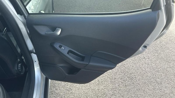 Used Ford Fiesta 2018 for sale - 75261121: Photo 29