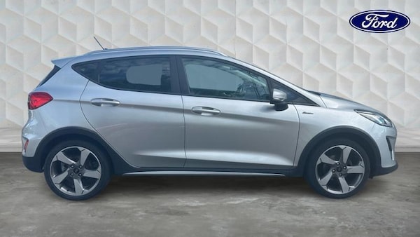 Used Ford Fiesta 2018 for sale - 75261121: Photo 4