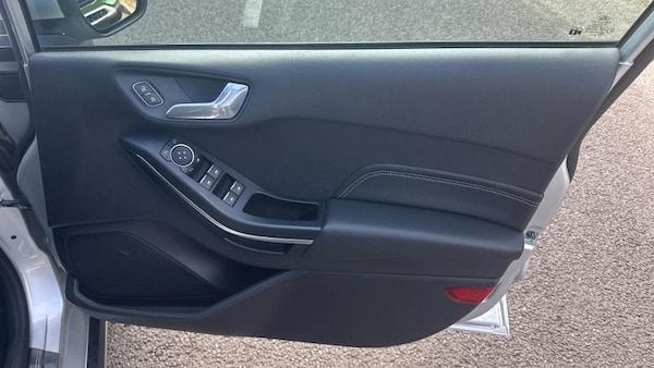 Used Ford Fiesta 2018 for sale - 75261121: Photo 9