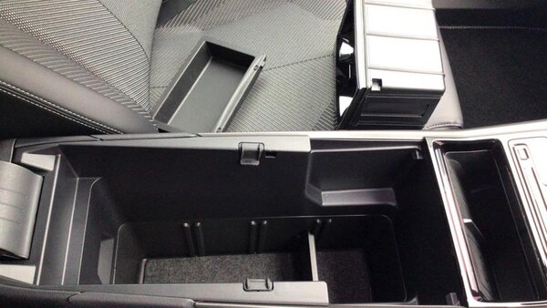 Used Ford Explorer 2025 for sale - 76008616: Photo 11