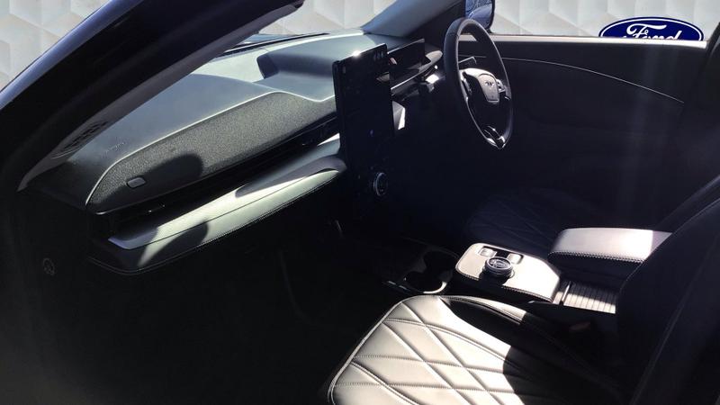 Used Ford Mustang Mach-E 2022 for sale - 75912667: Photo 2