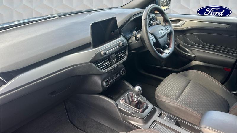 Used Ford Focus 2022 for sale - 75760961: Photo 2