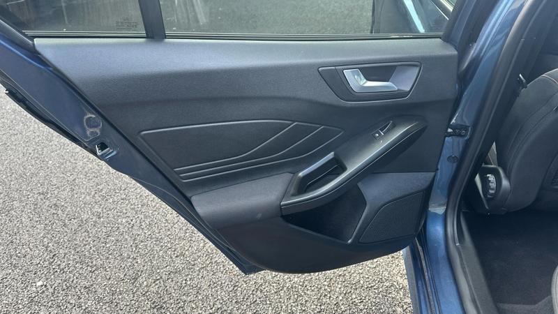 Used Ford Focus 2022 for sale - 75760961: Photo 20