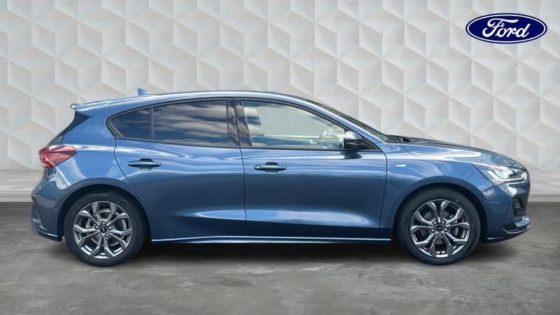 Used Ford Focus 2022 for sale - 75760961: Photo 4