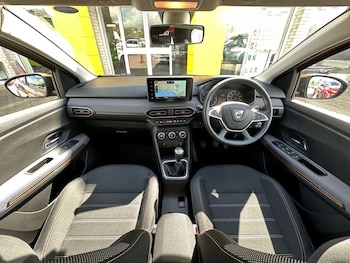 Used Dacia Sandero Stepway 2022 for sale - 79200121: Photo
